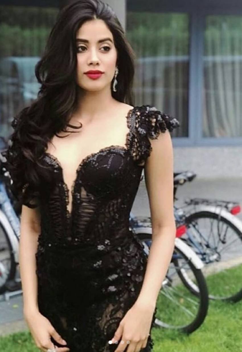 Priyanka Chopra, Nick Jonas, Isha Ambani engagement, Priyanka Chopra Nick Jonas pics, Priyanka Chopra Nick new pics, Isha Ambani and Anand Piramal engagement ceremony, Priyanka Chopra Nick Jonas news, Priyanka Chopra Nick Jonas updates, sonam kapoor, anil kapoor, anil kapoor, sonam kapoor, anand ahuja, Priyanka Chopra, Nick Jonas, Isha Ambani engagement, Priyanka Chopra Nick Jonas pics, Priyanka Chopra Nick new pics, Priyanka Chopra Nick Jonas news, Priyanka Chopra Nick Jonas updates