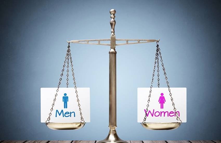 Adultery Law Supreme Court Verdict: सीजेआई की अध्यक्षता वाली पांच जजों की पीठ ने आम राय से यह फैसला दिया है। Adultery Law Supreme Court Verdict: सीजेआई की अध्यक्षता वाली पांच जजों की पीठ ने आम राय से यह फैसला दिया है।