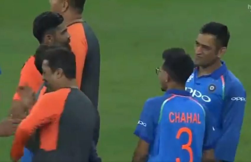 Dhoni Celebration