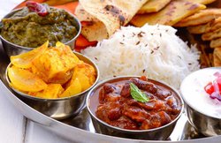 IRCTC की सर्विस समझ इन साइट्स से तो नहीं बुक कर रहे खाना? जानें खाना मंगाने का सही तरीका