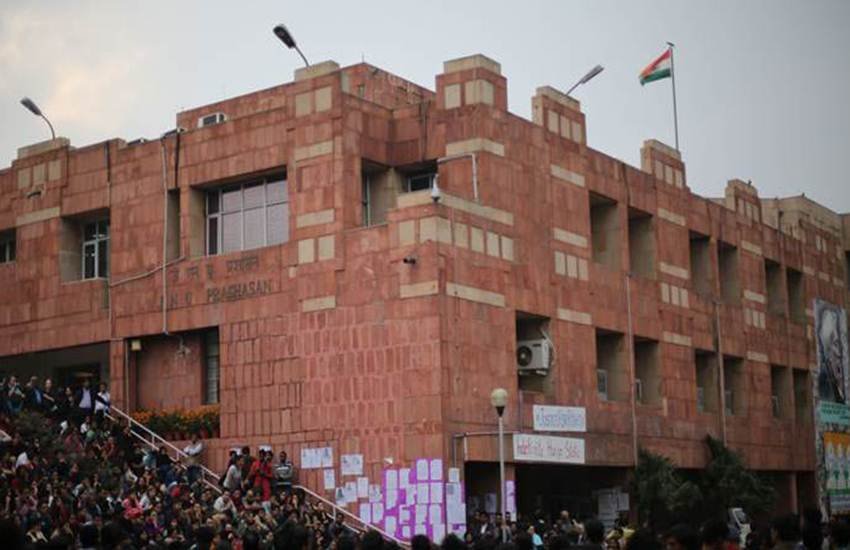 सामाजिक विज्ञान संस्थान (एसएसएस) से पीएचडी कर रहे जयंत ने बताया कि अभी हमने अध्यक्ष पद के लिए ही उम्मीदवार तय किया है।