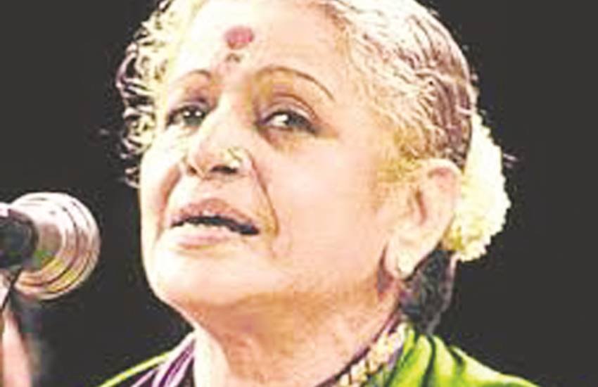 सुब्बुलक्ष्मी को कर्नाटक संगीत में गायन के लिए राज्य स्तर पर ‘सांईवाणी’ और ‘संगीत कलानिधि’ की उपाधि से दी गई।