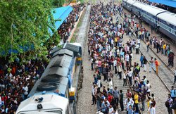 RRB Railway Group D 2018: ऐसे ऑनलाइन हासिल करें अपने एडमिट कार्ड!