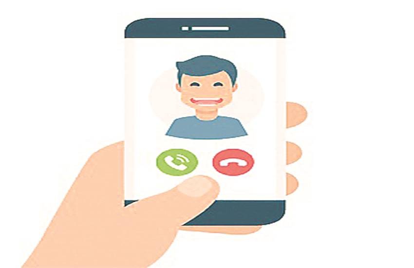 उल्लंघन होने पर शिकायत के लिए चुनाव आयोग ने एक विशेष मोबाइल ऐप भी बनाया है उल्लंघन होने पर शिकायत के लिए चुनाव आयोग ने एक विशेष मोबाइल ऐप भी बनाया है