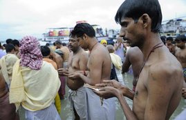 Pitru Paksh, Pitru Paksh 2018, Pitru Paksh vidhi, pind daan, pind daan vidhi, pind daan benefits, pind daan date, pind daan methods, Pitru Paksh puja, Pitru Paksh puja vidhi, Pitru Paksh worship, Pitru Paksh worship methods, shradh 2018, shradh, shradh vidhi, religion news
