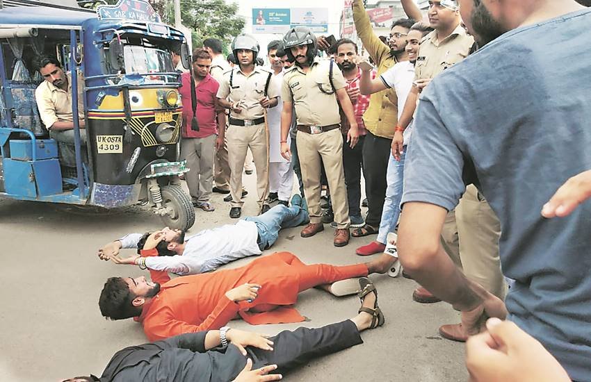 उत्तराखंड में इस बार सभी कॉलेजों में राज्य सरकार ने एक साथ छात्रसंघ के चुनाव कराए। प्रदेश के जिन 29 कॉलेजों में चुनाव हुए, उनमें 13 कॉलेजों में छात्रसंघ अध्यक्ष पद पर अखिल भारतीय विद्यार्थी परिषद ने परचम लहराया।