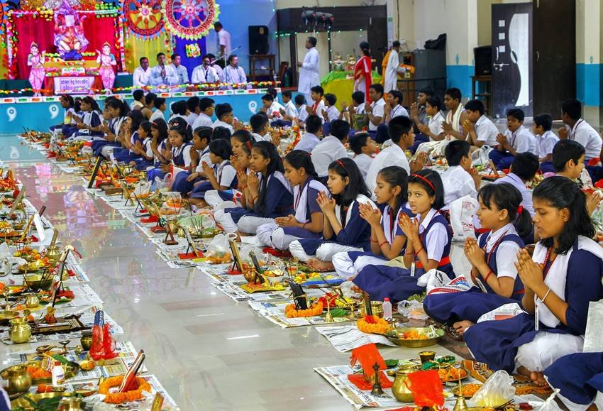 : ganesh chaturthi, ganesh chaturthi 2018, happy ganesh chaturthi, happy ganesh chaturthi 2018, ganesh chaturthi images, happy ganesh chaturthi images, happy ganesh chaturthi status, ganesh chaturthi status, ganesh chaturthi wishes, vinayaka chaturthi