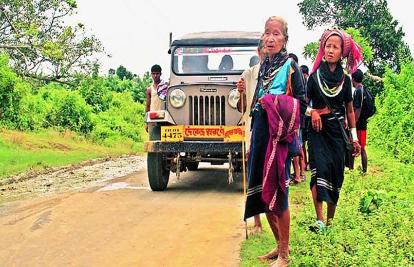 उत्तर त्रिपुरा जिले के छह ब्रू राहत शिविरों में तैनात अधिकारी वापस लौट आये हैं