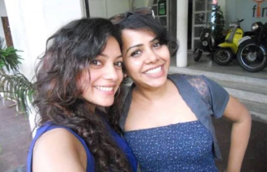 अपनी दोस्त क्रिस्टीना के साथ अभिजाता उमेश