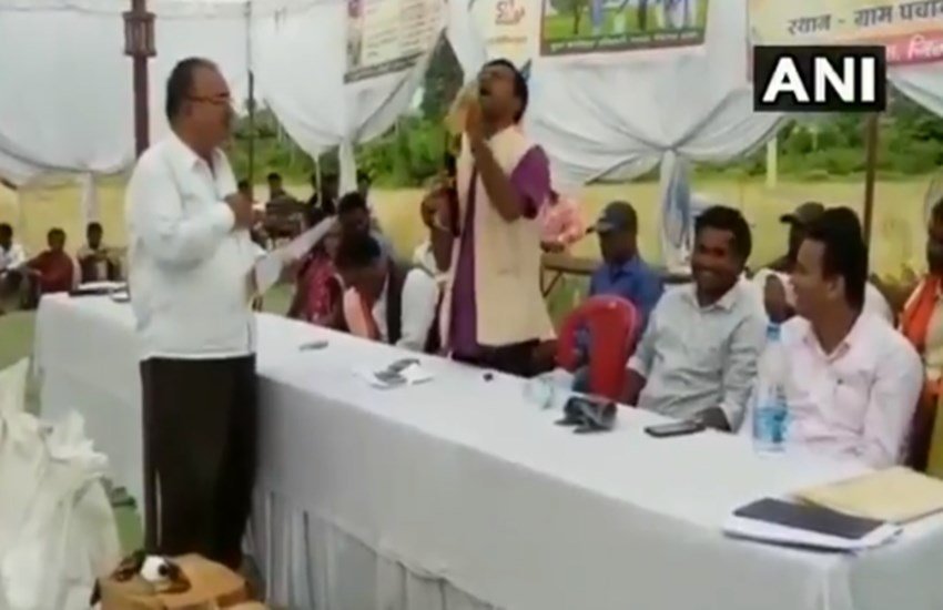 कांग्रेस विधायक दीपक बैज (फोटो सोर्स- वीडियो स्क्रीनशॉट/एएनआई ट्विटर)