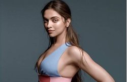 गजब का शीर्षासन करती हैं दीपिका पादुकोण, आप भी आजमा उठा सकते हैं लाभ