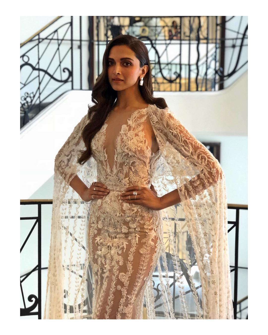 Deepika padukon, jansatta gallery, Aishwarya rai, richa chadda, swara bhasker, radhika apte, tanushree dutta, sunny leone, me too, me too campaign, sexual harassment