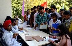 HSSC 18,218 Group D Recruitment 2018: ग्रुप डी पदों के लिए आवेदन करने का आज आखिरी दिन, जल्दी अप्लाई करें