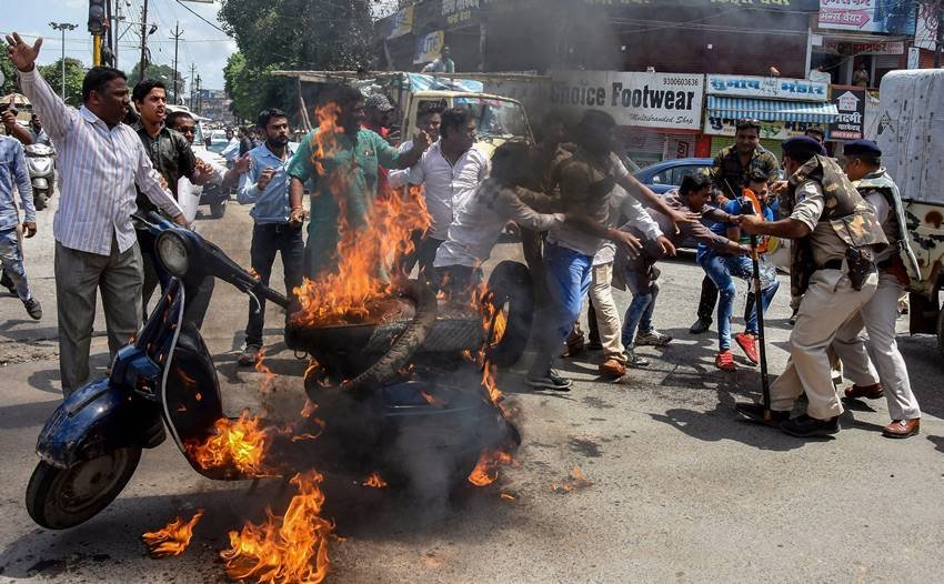 bharat bandh, bharat band, bharat band today, bharat band news, bharat bandh today, bharat bandh on 10th september 2018, भारत बंद, bharat band on 10th september 2018, bharat band on monday, bharat bandh 2018, bharat bandh live news, bharat bandh news, bharat bandh today news, bharat bandh 2018 latest news, bharat bandh today news