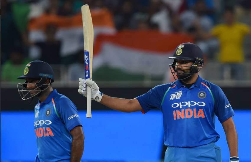 India vs Bangladesh: भारत के लिए कप्तान रोहित शर्मा ने 104 गेंदों में पांच चौके और तीन छक्कों की मदद से नाबाद 83 रनों की पारी खेली। (फोटो सोर्स- आईसीसी ट्विटर)