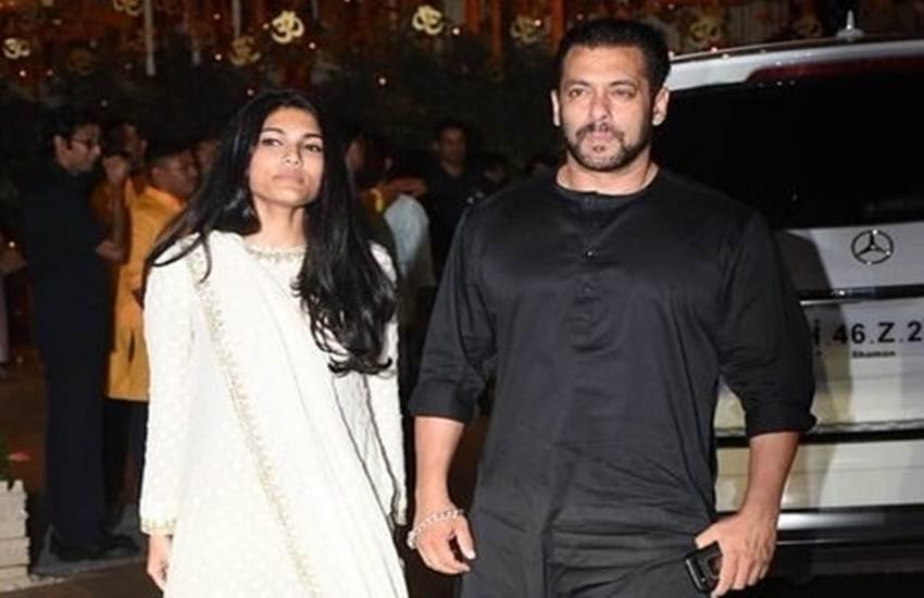 सोर्स : इंडियन एक्सप्रेस