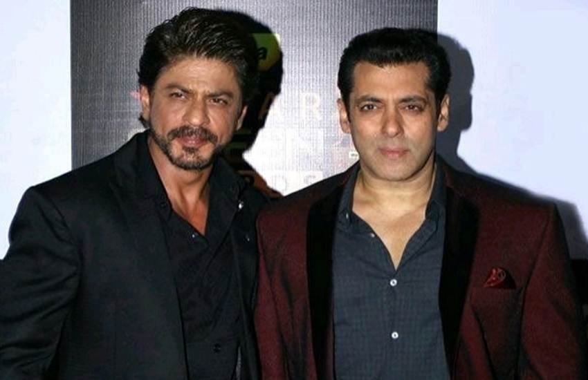 shahrukh khan, salman khan, and salman khan rani mukerjee, salman khan enjoyed in dus ka dum, salman khan shahrukh khan video viral on social media