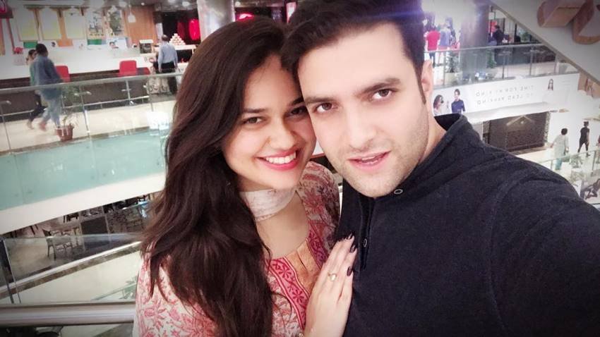 Tina Dabi Marriage, IAS Tina Dabi, Tina Dabi Wedding, Athar Aamir-ul-Shafi Khan, Athar Aamir Khan, टीना डाबी, डीना डाबी अतहर आमिर, टीना डाबी शादी, आईएएस टीना डाबी, टीना डाबी वेडिंग, अतहर आमिर उल शफी खान, अतहर आमिर खान