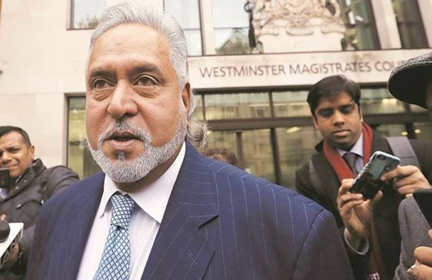 लाइव कैमरों में कह दिया कि ‘आने से पहले वित्तमंत्री से मिला था’ और देखते-देखते चोकसी का गोला फुस्स हो गया।