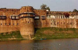 Akbar fort allahabad