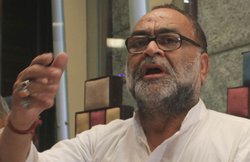 ‘विवादित जगह नमाज पढ़ने कौन जाएगा?’ पूछकर अपनी ही पार्टी के निशाने पर आ गए मुस्लिम बीजेपी नेता, खत्म करना पड़ा भाषण