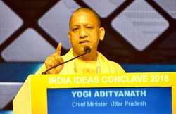 यूपी: योगी आदित्यनाथ ने सीएम आवास में बनवाया दफ्तर, खर्च हुए नौ करोड़ रुपए