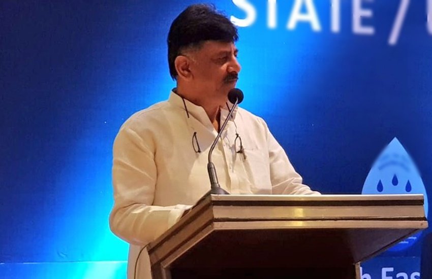 एक कार्यक्रम के दौरान कांग्रेस विधायक डीके शिवकुमार (Photo: Twitter@DKShivakuma)