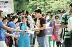 दिल्ली हाई कोर्ट का आदेश: DU में हो उत्तर पुस्तिका जांच की अनुमति