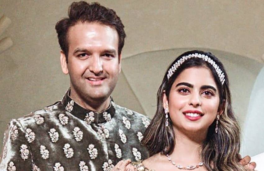देश के सबसे अमीर शख्स मुकेश अंबानी की बेटी ईशा अंबानी की प्री-वेडिंग सेरेमनी 8 और 9 दिसंबर को है। (फोटो- एएनआई)