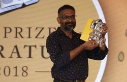 मलयाली लेखक बेन्यामिन को मिला साहित्य का पहला जेसीबी पुरस्कार