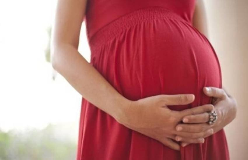 दिवाली में गर्भवती महिलाओं को खास ध्यान रखने की जरूरत है