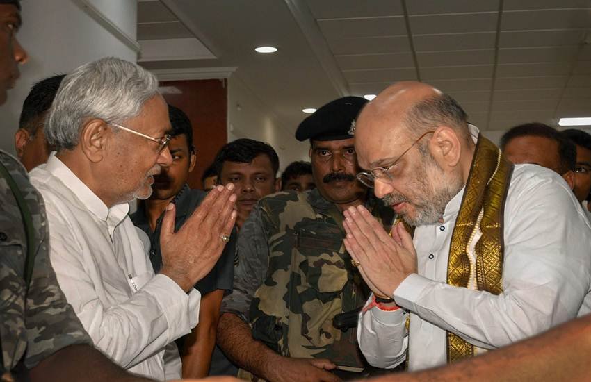 Amit Shah meet Bihar CM Nitish Kumar in Patna Amit Shah meet Bihar CM Nitish Kumar in Patna