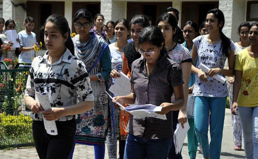 uptet, uptet 2018, uptet admit card 2018, uptet admit card, uptet admit card 2018 download, uptet hall ticket, up tet, up tet admit card, up tet admit card 2018, sarkari result, uptet news, tet admit card 2018, upbasiceduboard.gov.in, www.upbasiceduboard.gov.in, uptet news