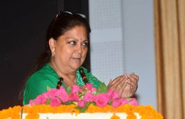 Rajasthan Assembly Elections 2018, Rajasthan, Rajasthan Government Staffers Strike, 7th Pay Commission, Strike, End, Bhratiya Janta Party, Assembly Elections, Polls, Rajasthan Government Employees, Strike, Protests, End, Schedule, State Assembly Elections, EC, Model Code of Conduct, Polls, 7 December 2018, Demands, Government Employees, Implementation, 7th Pay Commission, Recruitment of Staff, Retirement Benefits, Pensioners, Pay Grade, Increase, New Initiatives, Grants, Financial Decisions, Delay, Talks, Waste, Time, Rameshchand Sharma, State General Secretary, Rajasthan State Ministerial Employees Union, Jaipur, Rajasthan, CM, Vasundhra Raje, BJP, State News, Hindi News
