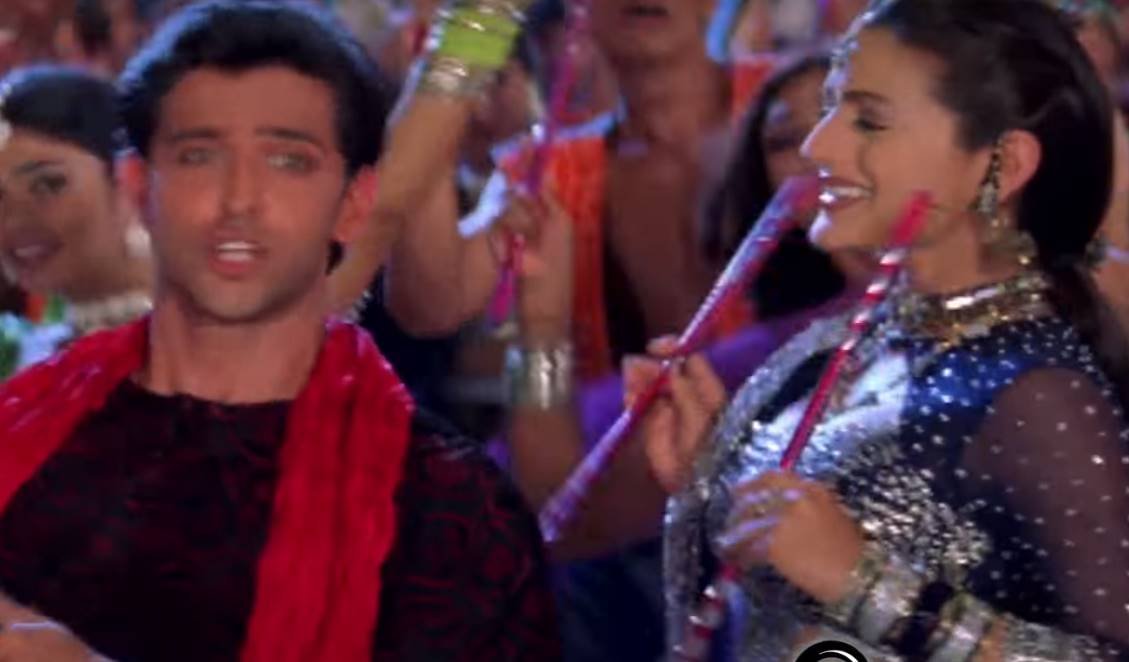 famous garba couple, famous garba couple in bollywood, bollywood famous garba couple, famous garba couple in hindi cinema, famous garba couple in movies, famous garba couple songs, famous garba couple janstata photos