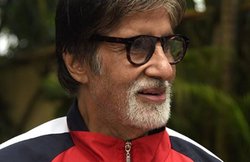 Happy Birthday Amitabh Bachchan: बॉलीवुड के सबसे फिट वेजिटेरियन हैं ‘बिग बी’, 76 साल की उम्र में ऐसे रखते हैं सेहत का ख्याल