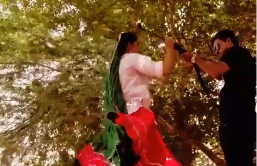 sapna choudhary, sapna choudhary dance, sapna choudhary haryanavi song, sapna choudhary new song 2018, sapna choudhary new song video, सपना चौधरी हरयाणवी सॉन्ग डांस वीडियो, सपना चौधरी हरयाणवी सॉन्ग, bhojpuri gana, bhojpuri gana 2018, sapna choudhary dance video, sapna choudhary bhojpuri song, sapna choudhary bhojpuri dance video, sapna choudhary bhojpuri dance, chandigarh jawan lagi, chandigarh jawan lagi song, chandigarh jawan lagi new song, sapna choudhary chandigarh jawan lagi, video, sapna choudhary, dance, famous, song, hamma hamma, viral, haryana, हरियाणा, सपना चौधरी, डांस, वीडियो, हम्मा-हम्मा, गाना, बिग बॉस, डांसर, भोजपुरी गाना, हरियाणवी डांसर