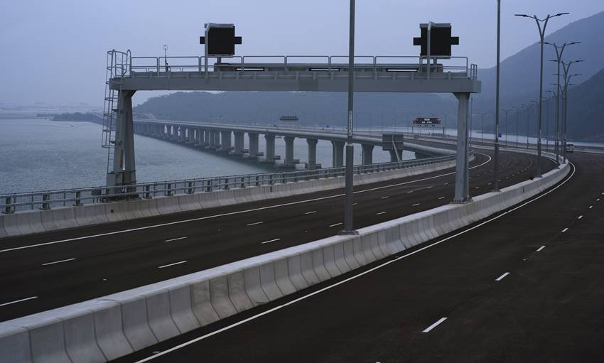 Hong Kong Zhuhai Macau Bridge Pics,Hong Kong Zhuhai Macau Bridge,Hong Kong Zhuhai Macau,China worls longest bridge,worls longest bridge