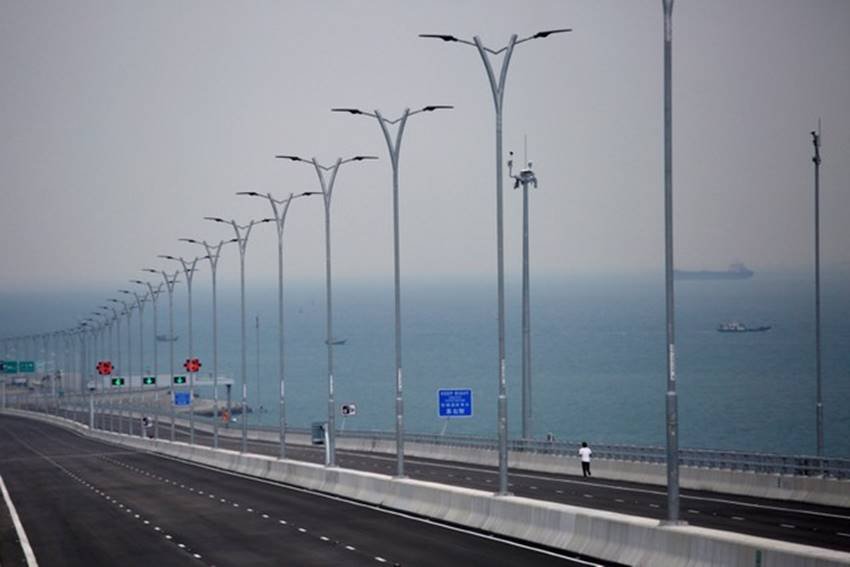 Hong Kong Zhuhai Macau Bridge Pics,Hong Kong Zhuhai Macau Bridge,Hong Kong Zhuhai Macau,China worls longest bridge,worls longest bridge
