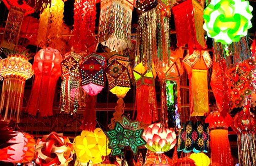 Diwali, deepawali, Diwali 2018, happy diwali, Diwali lights, diyas, candles, diwali decoration, celebrating diwali, lifestyle news, Happy Diwali 2018, lifestyle news in hindi, jansatta
