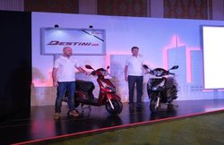 Hero Destini 125 लॉन्च: कीमत 54,650 रुपये, इन खूबियों के जरिए एक्टिवा से टक्कर लेगी यह स्कूटी