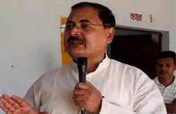 बीजेपी नेता के विवादित बोल, शहरों के नाम बदलने पर कहा- जिन्‍हें आपत्ति वे पाकिस्‍तान जाएं