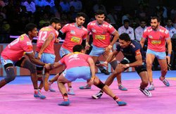 Pro Kabaddi 2018: जयपुर पिंक पैंथर्स ने जीता मैच, 3 प्वाइंट से हारा हरियाणा