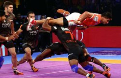 Pro Kabaddi 2018, Puneri Paltan vs U Mumba: पुणेरी पलटन ने 33-32 से दर्ज की रोमांचक जीत