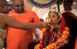 kanya pujan, kanya pujan 2018, kanya pujan vidhi, kanya pujan mantra, kanya pujan samagri, kanya pujan gifts, kanya pujan muhurat, kanya puja vidhi, kanya puja muhurat