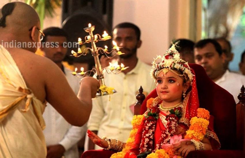 Gifts, Gifts for girls, Gifts to navratri, Worship Navratri, kanya pujan, kanya pujan 2018, kanya pujan vidhi, kanya pujan mantra, kanya pujan samagri, kanya pujan gifts, kanya pujan muhurat, kanya puja vidhi, kanya puja muhurat, kanya puja mantra, kanya puja geet, kanya puja gift ideas, kanya puja prasad, durga ashtami, durga ashtami kanya pujan, durga ashtami kanya puja vidhi, navratri, navratri 2018, navratri durga ashtami, navratri kanya pujan
