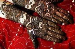 Mehndi Designs Trending in 2019 : मेहंदी के ये खूबसूरत डिजाइन देख कर हर कोई करेगा आपकी तारीफ