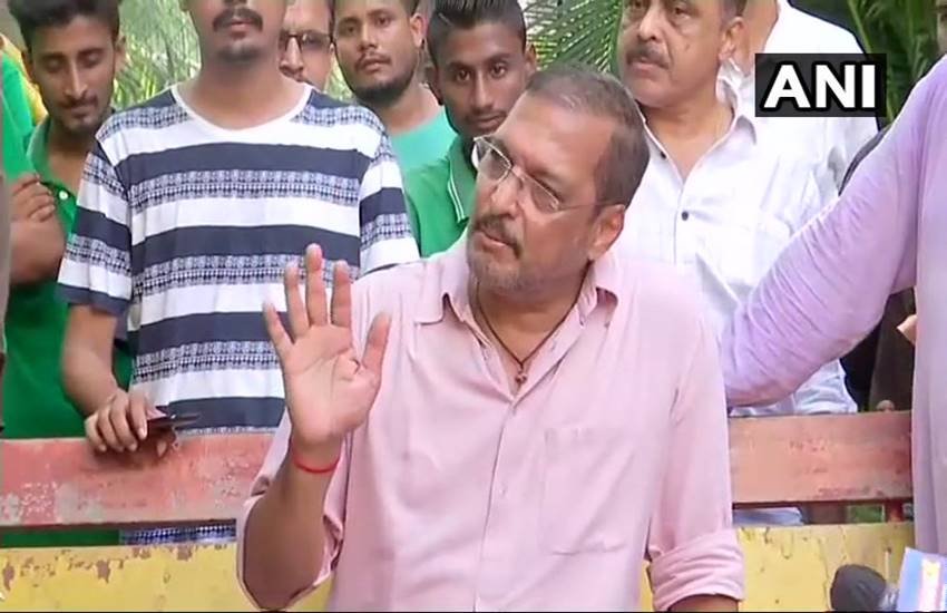 तनुश्री मामले में मीडिया से बातचीत करते हुए नाना पाटेकर
सोर्स : एएनआई
