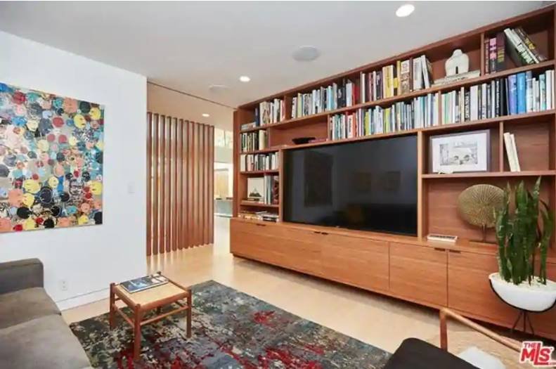 nick jonas, Nick Jonas bought house for Priyanka, Nick Jonas wedding, priyanka chopra, Priyanka Chopra Nick Jonas house, Priyanka Chopra Nick Jonas Wedding, priyanka chopra wedding