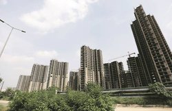 नोएडाः संपत्ति को फ्री होल्ड करने के प्रस्ताव पर धीमा हो रहा काम